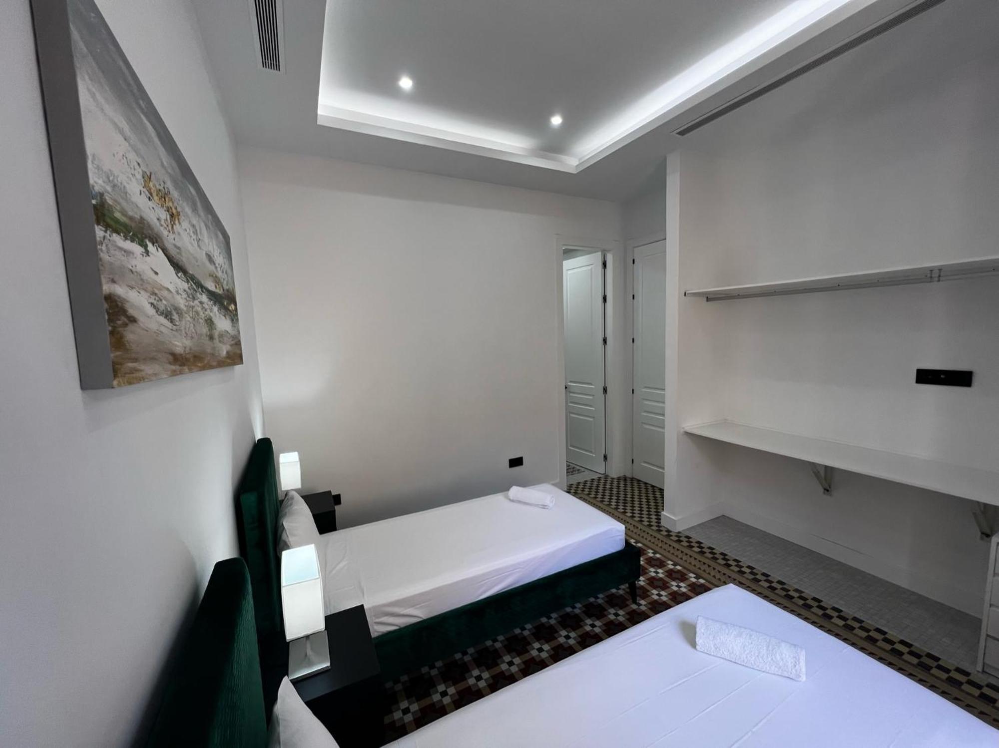 Grand Apartment Larios Малага Экстерьер фото